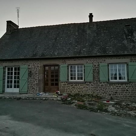 Gite De La Vairie Larchamp Exterior photo