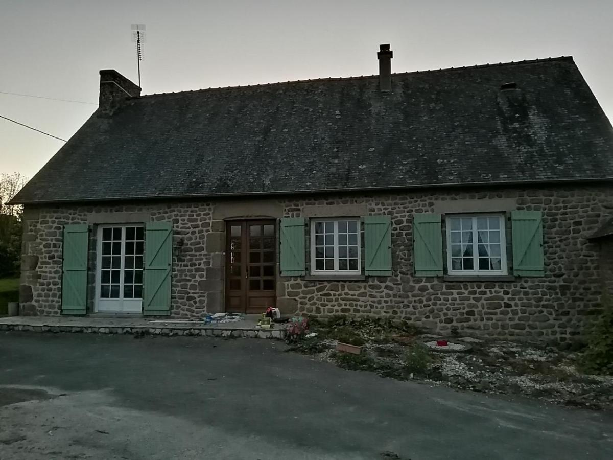 Gite De La Vairie Larchamp Exterior photo